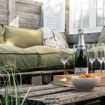 3-beaufort - For 12 Guests With Garden, Petanque And Playground * Nieuwpoort